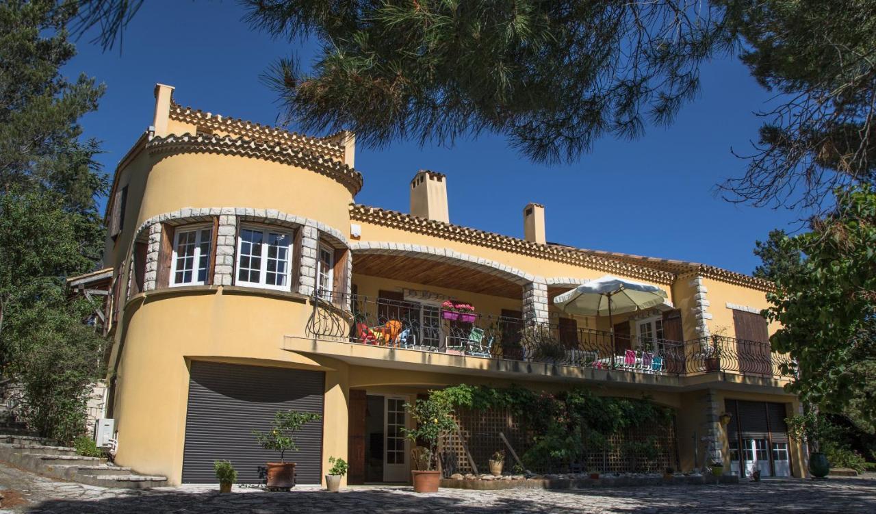 Chambre D'Hote "Avignon" Aramon Exterior photo